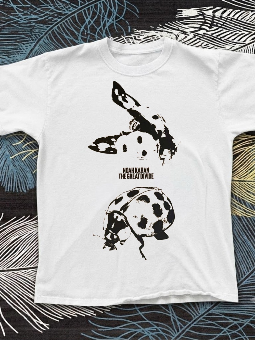 Gildan Noah Kahan 'The Great Divide' White Graphic Tee